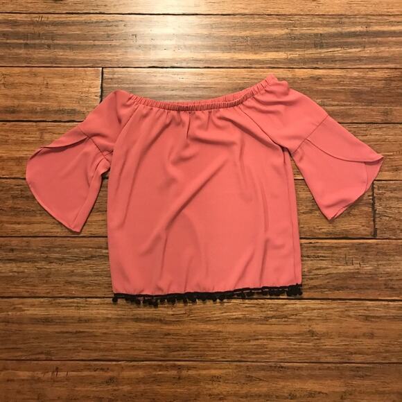 Off-shoulder Top Fringe Bottom Pink Blouse - Picture 3 of 5